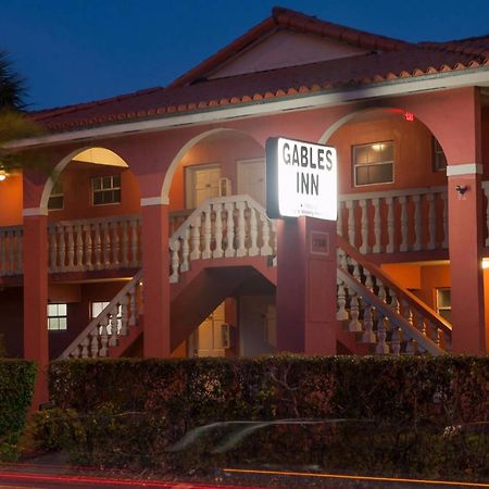 Gables Inn Coral Gables Extérieur photo