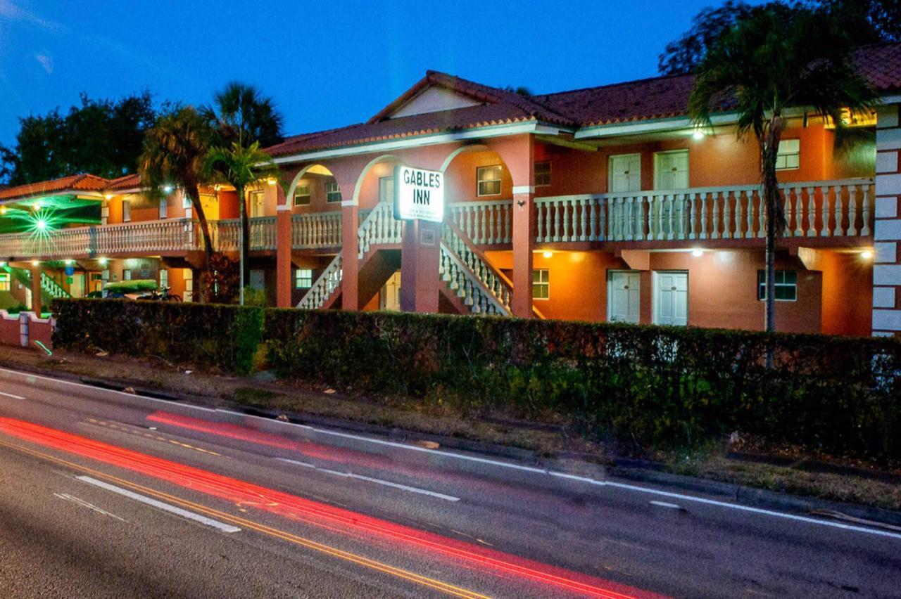 Gables Inn Coral Gables Extérieur photo