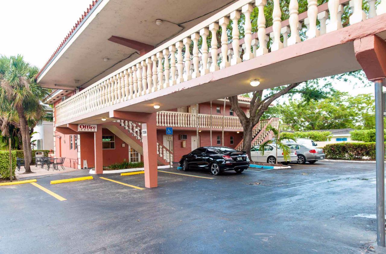 Gables Inn Coral Gables Extérieur photo