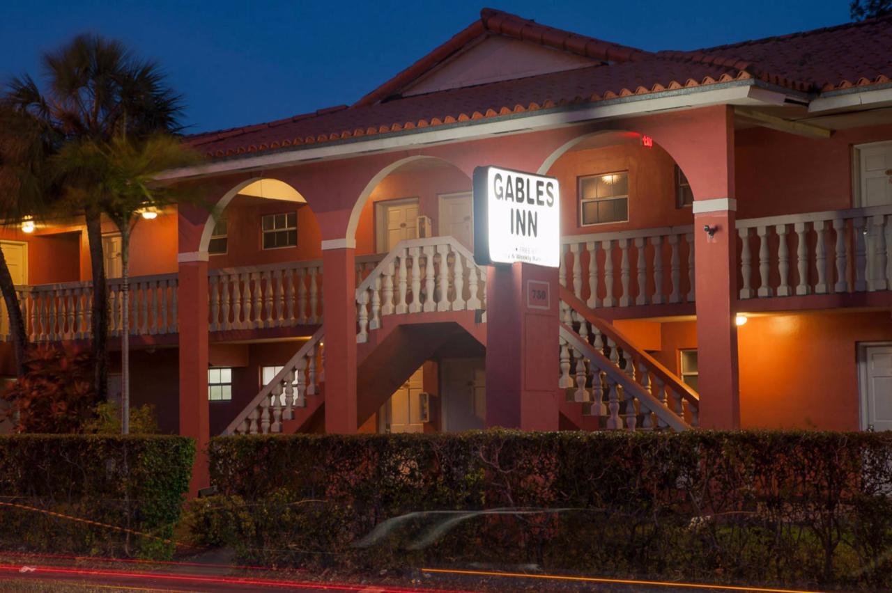 Gables Inn Coral Gables Extérieur photo